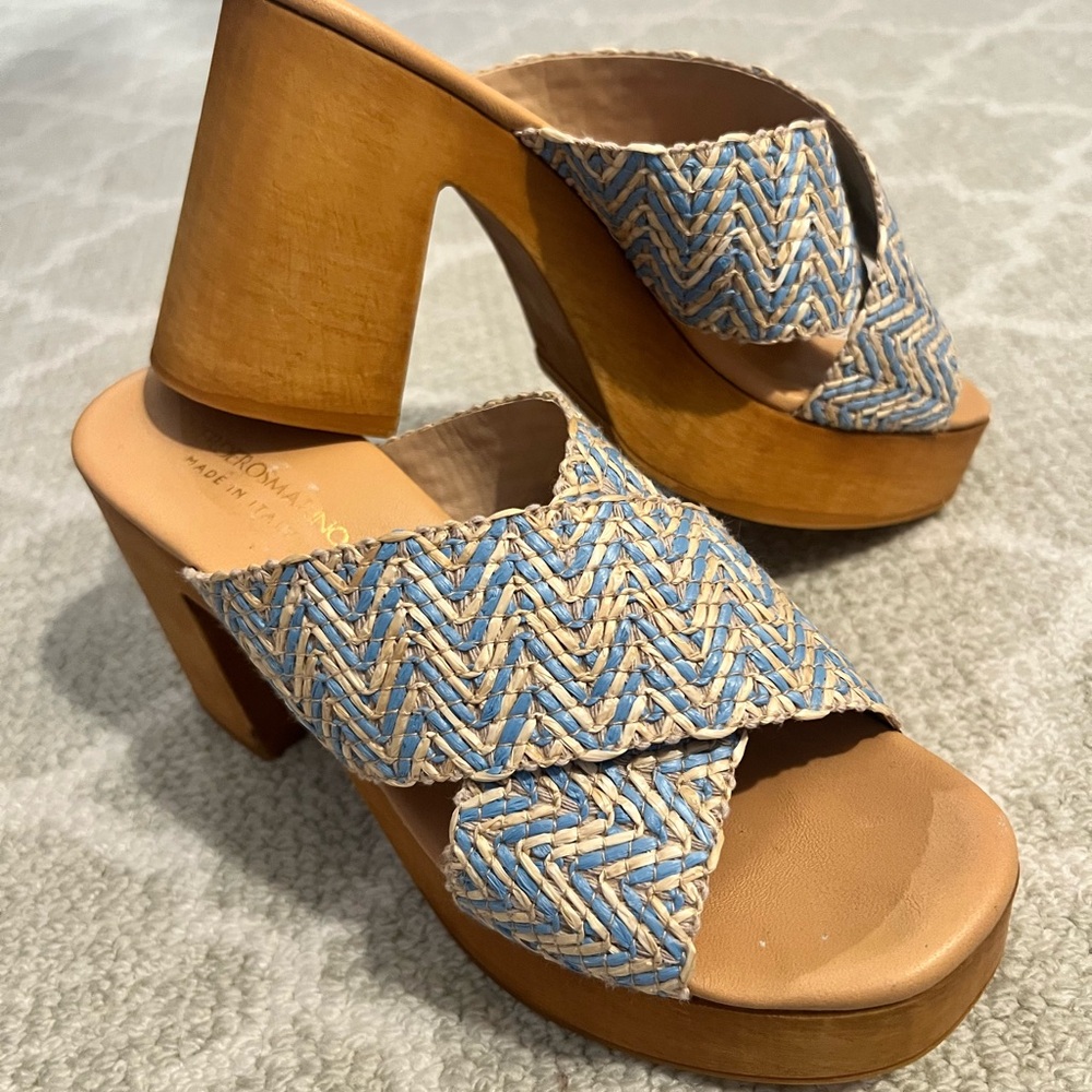 Verderosmarino made in Italy Stylish Woven Blue and Tan Mules size 7.5